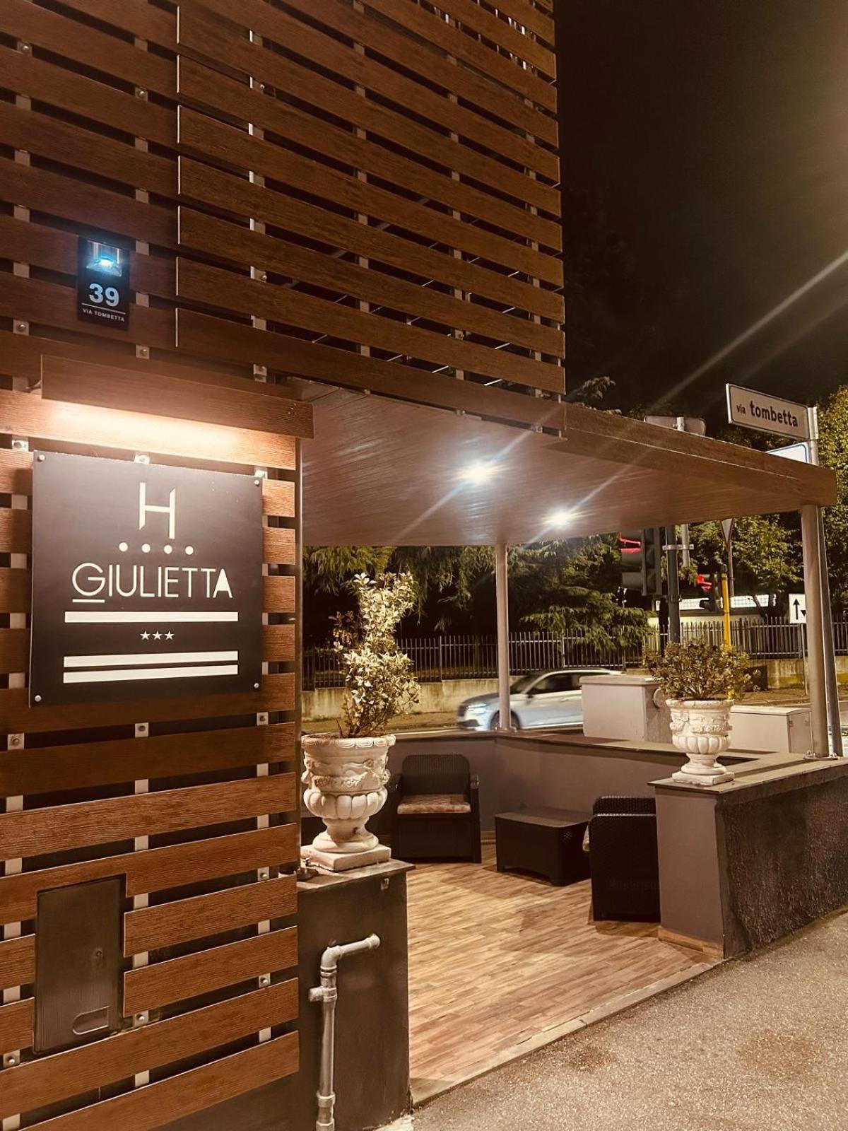 Hotel Giulietta ヴェローナ エクステリア 写真